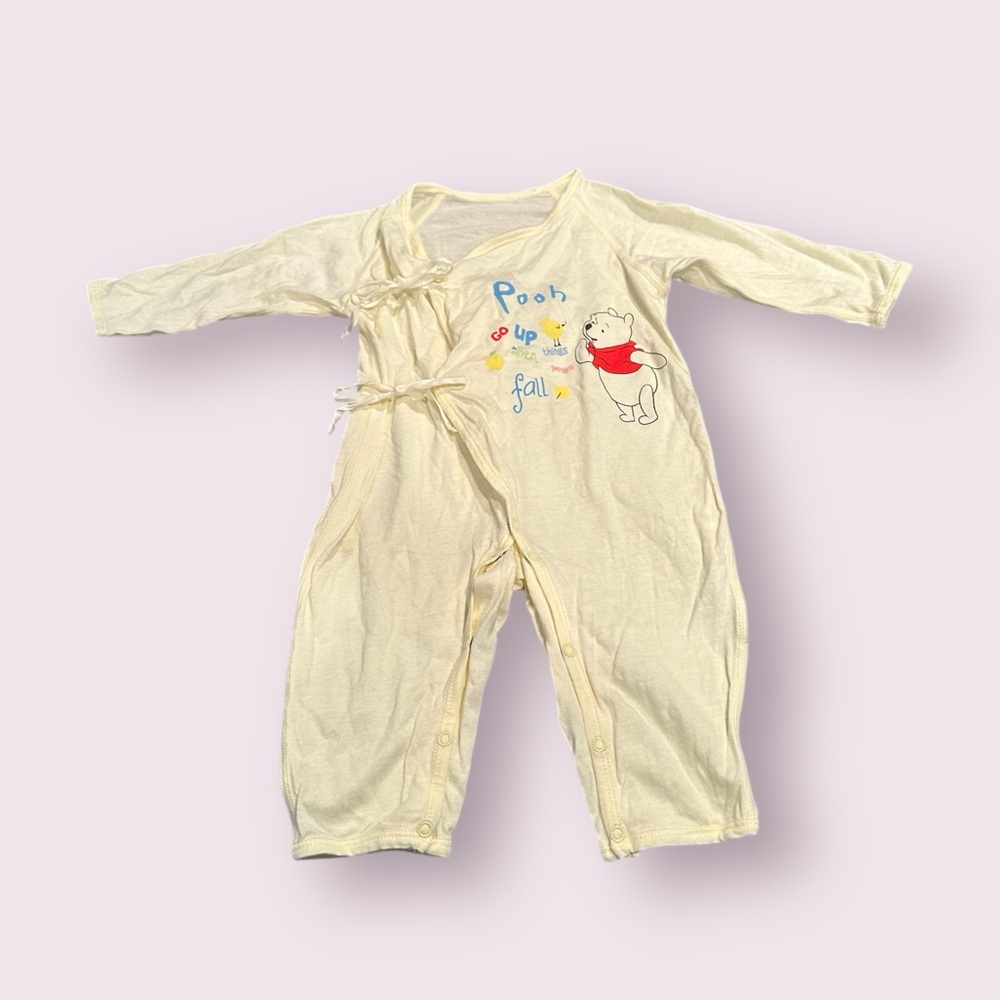 Vintage Disney Baby Winnie The Pooh Light Yellow Baby Outfit Size 3 Month - Picture 1 of 8